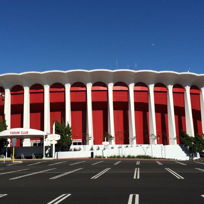 The Los Angeles Forum Renovations - Inglewood, CA - Photo: Rita Pepaj/Wikimedia - Brisbin Brook Beynon Architects - 310,000 Sq.Ft - N/A - 2014
