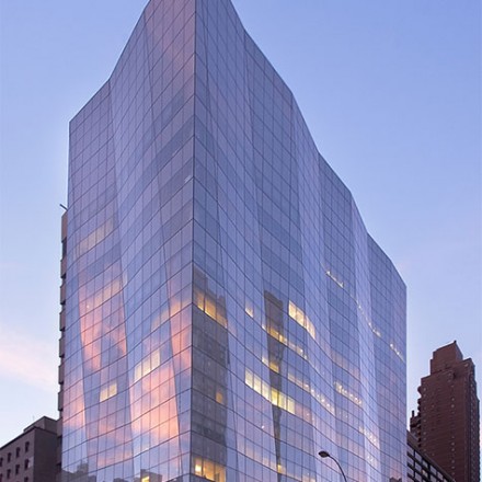 Weill Cornell Medicine Weill Greenberg Center - New York, NY - Polshek Partnership Architects (now Ennead Architects) - 330,000 Sq.Ft - N/A - 2007