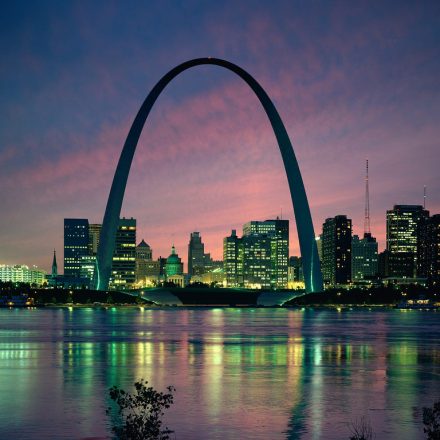Jefferson National Expansion Memorial Gateway Arch - St. Louis, MO - Eero Saarinen & Associates - 2,700,000 Sq. Ft - U.S. National Park Service - 1965